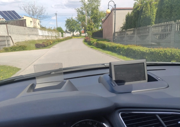 Peugeot 5008 cena 28900 przebieg: 234000, rok produkcji 2012 z Poznań małe 379